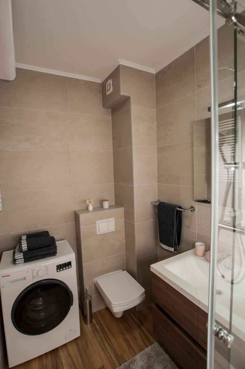 Apartman Avisi เทรบินเย ภายนอก รูปภาพ