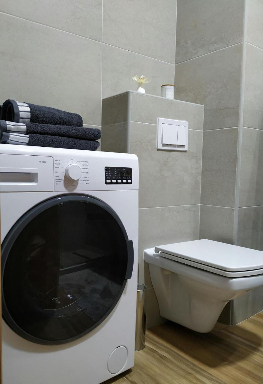 Apartman Avisi เทรบินเย ภายนอก รูปภาพ
