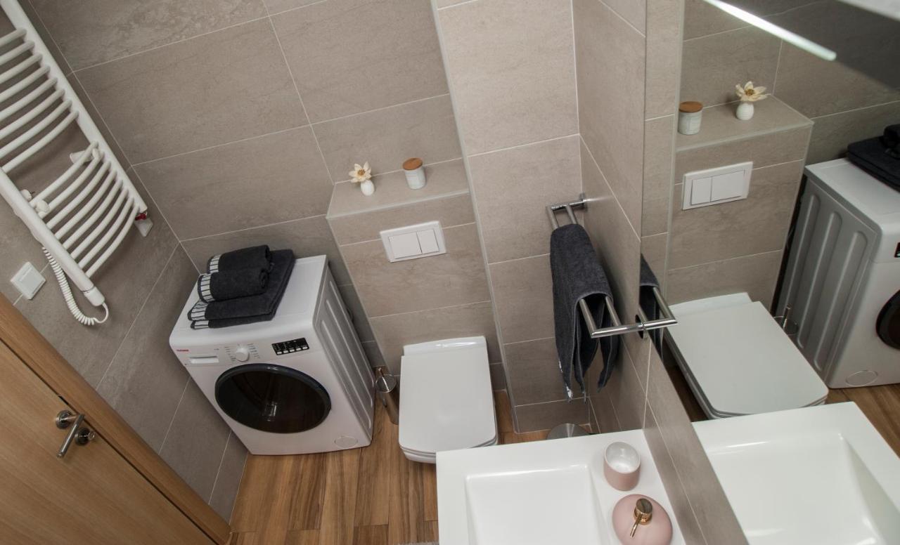 Apartman Avisi เทรบินเย ภายนอก รูปภาพ