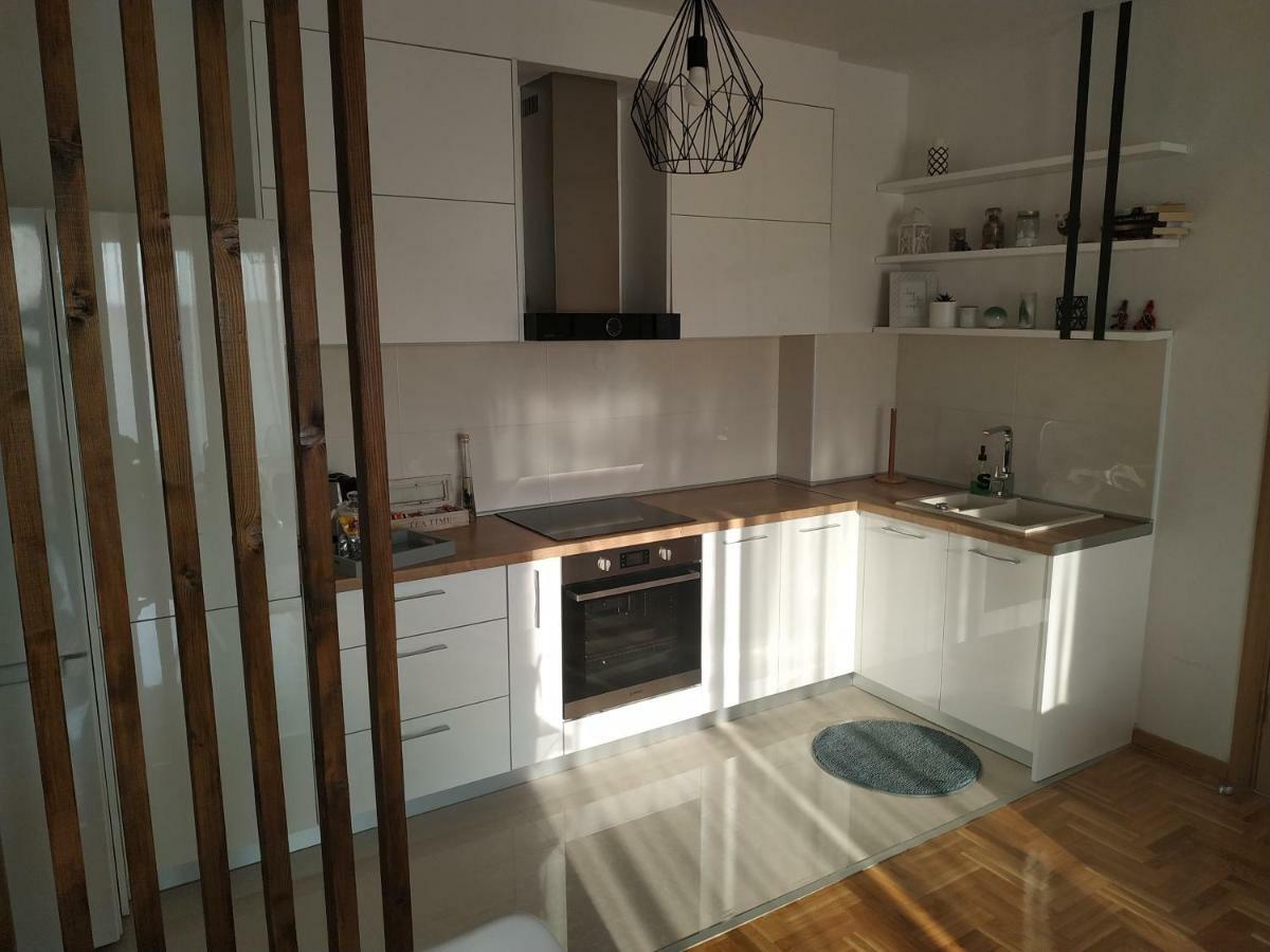 Apartman Avisi เทรบินเย ภายนอก รูปภาพ